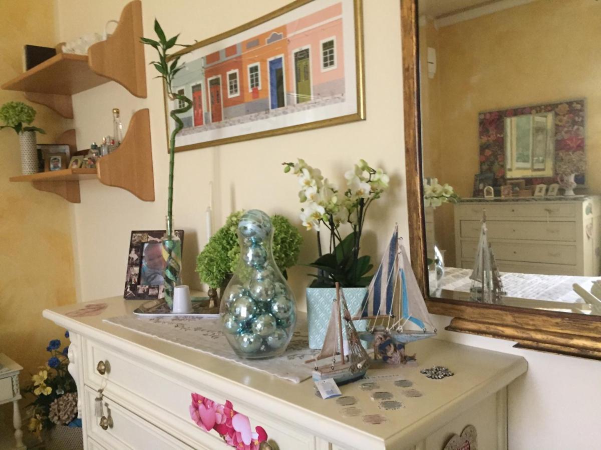 B & B Da Giusy Corte Franca Ngoại thất bức ảnh