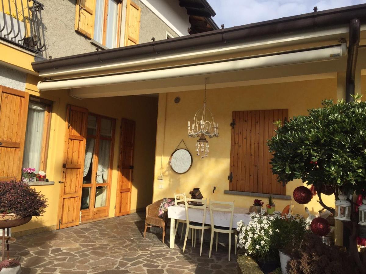 B & B Da Giusy Corte Franca Ngoại thất bức ảnh